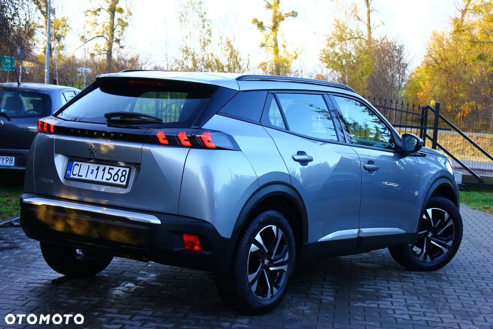 Peugeot 2008 - 10