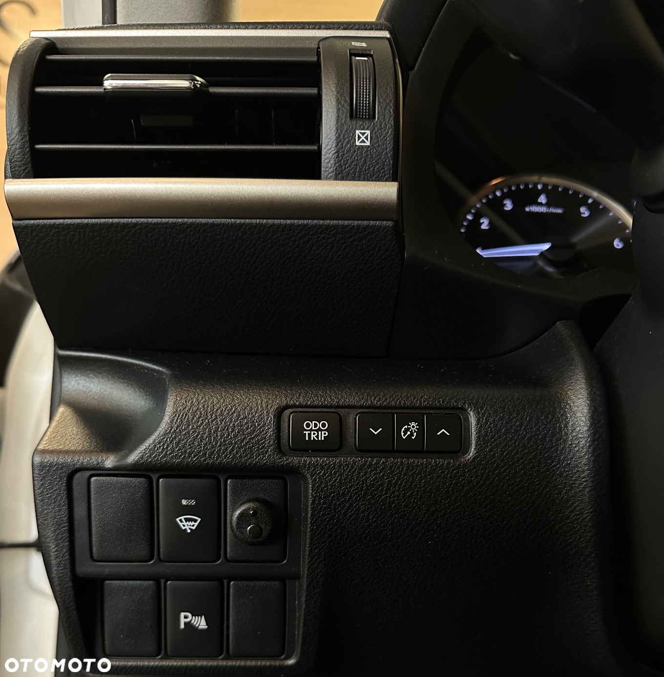 Lexus IS 200t / 300 Elegance - 18