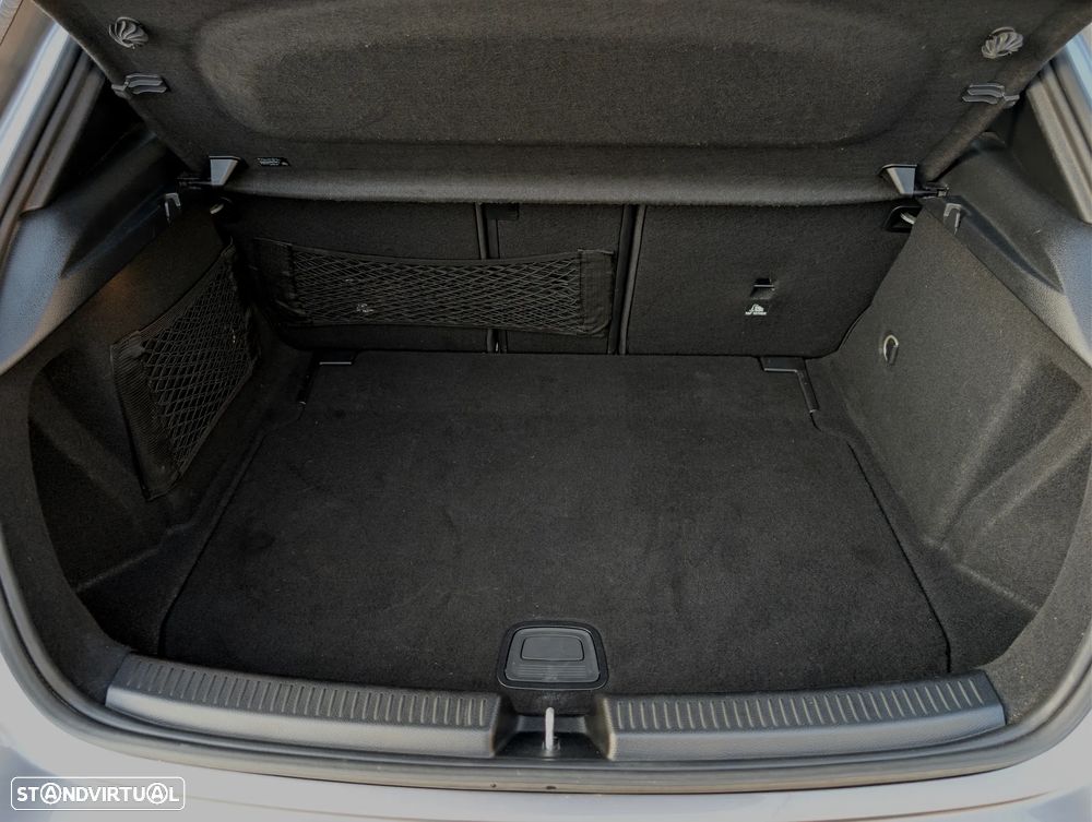 Mercedes-Benz A 180 d Progressive Aut. - 27