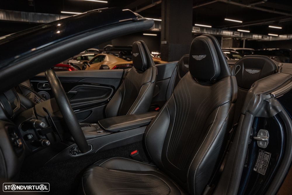Aston Martin DB11 Volante V8 Auto - 13