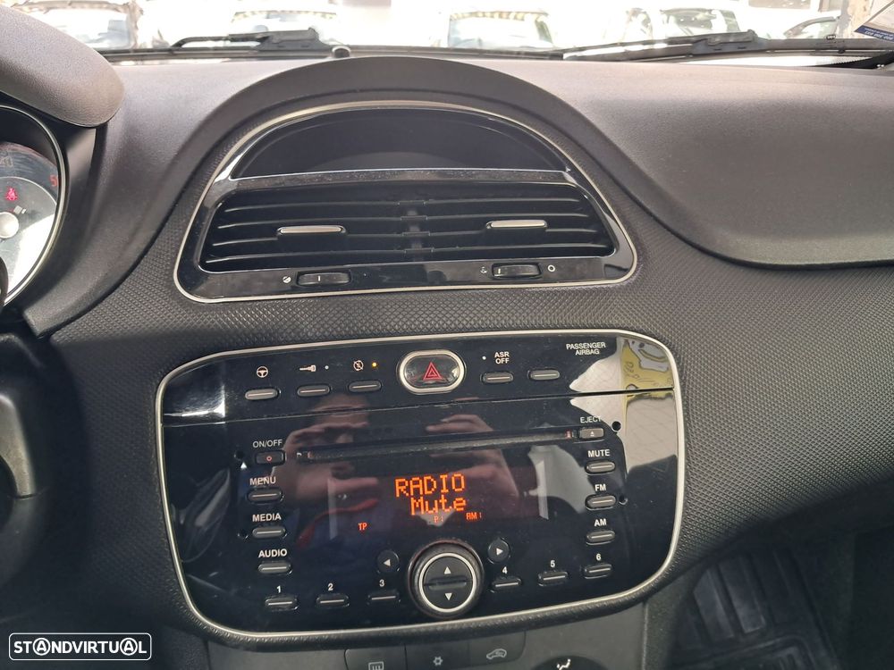 Fiat Punto 1.3 M-Jet Easy S&S - 8