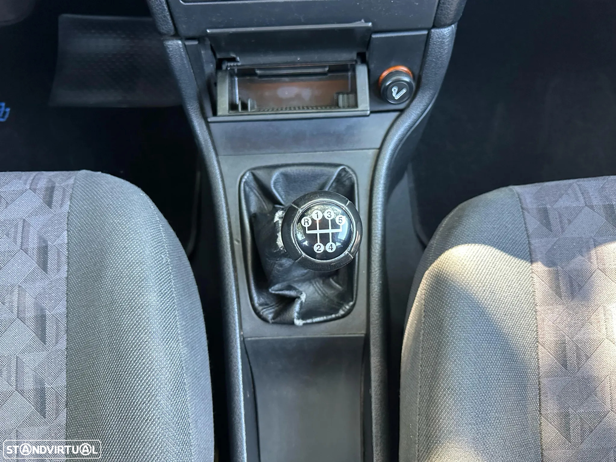 Opel Astra 1.2 Club - 21