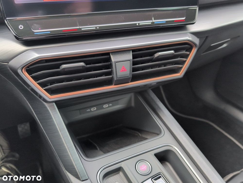 Cupra Formentor - 30