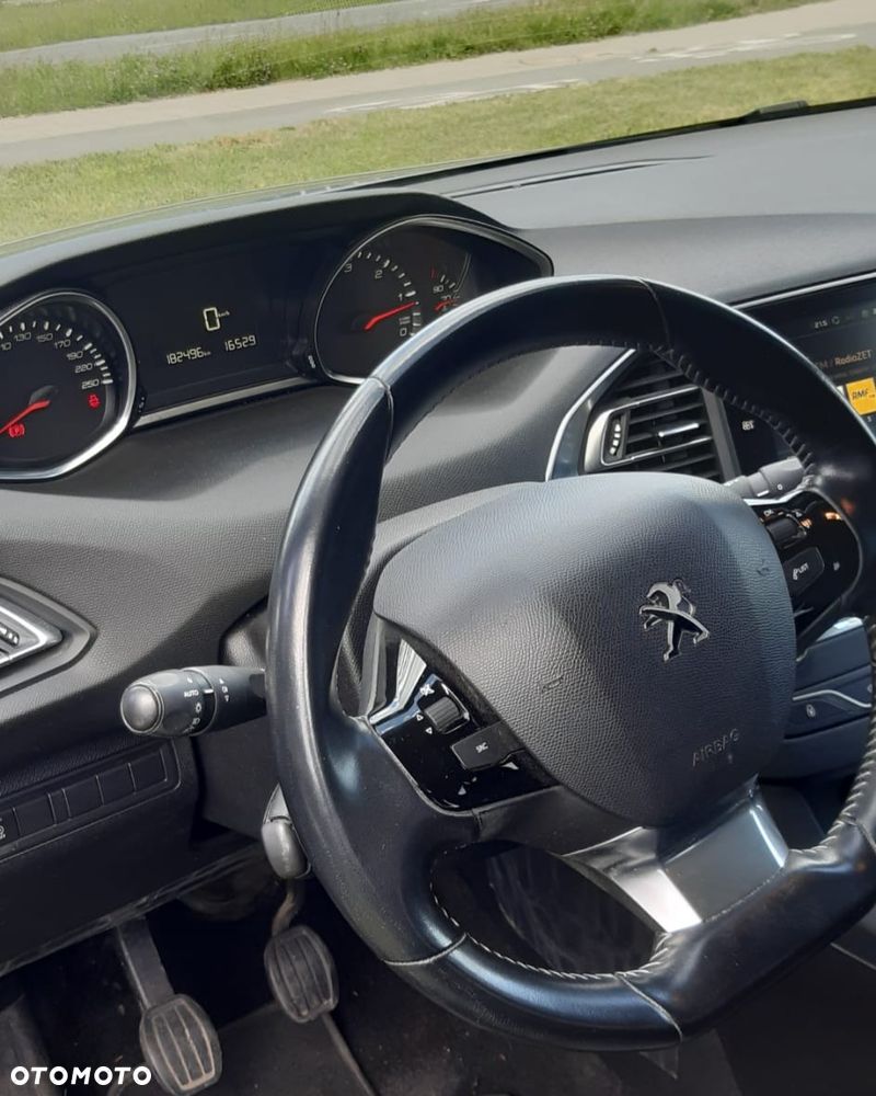 Peugeot 308 1.6 BlueHDi Active S&S - 11