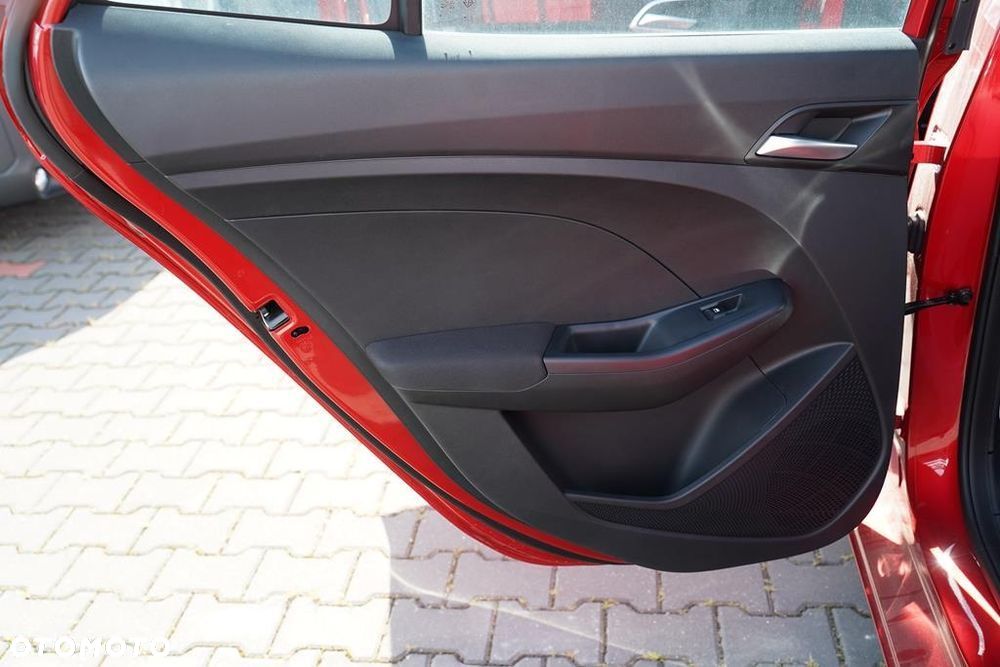 MG MG3 1.5 Excite - 8