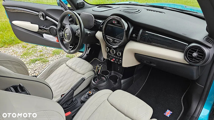 MINI Cooper S Cabrio Classic Trim - 6
