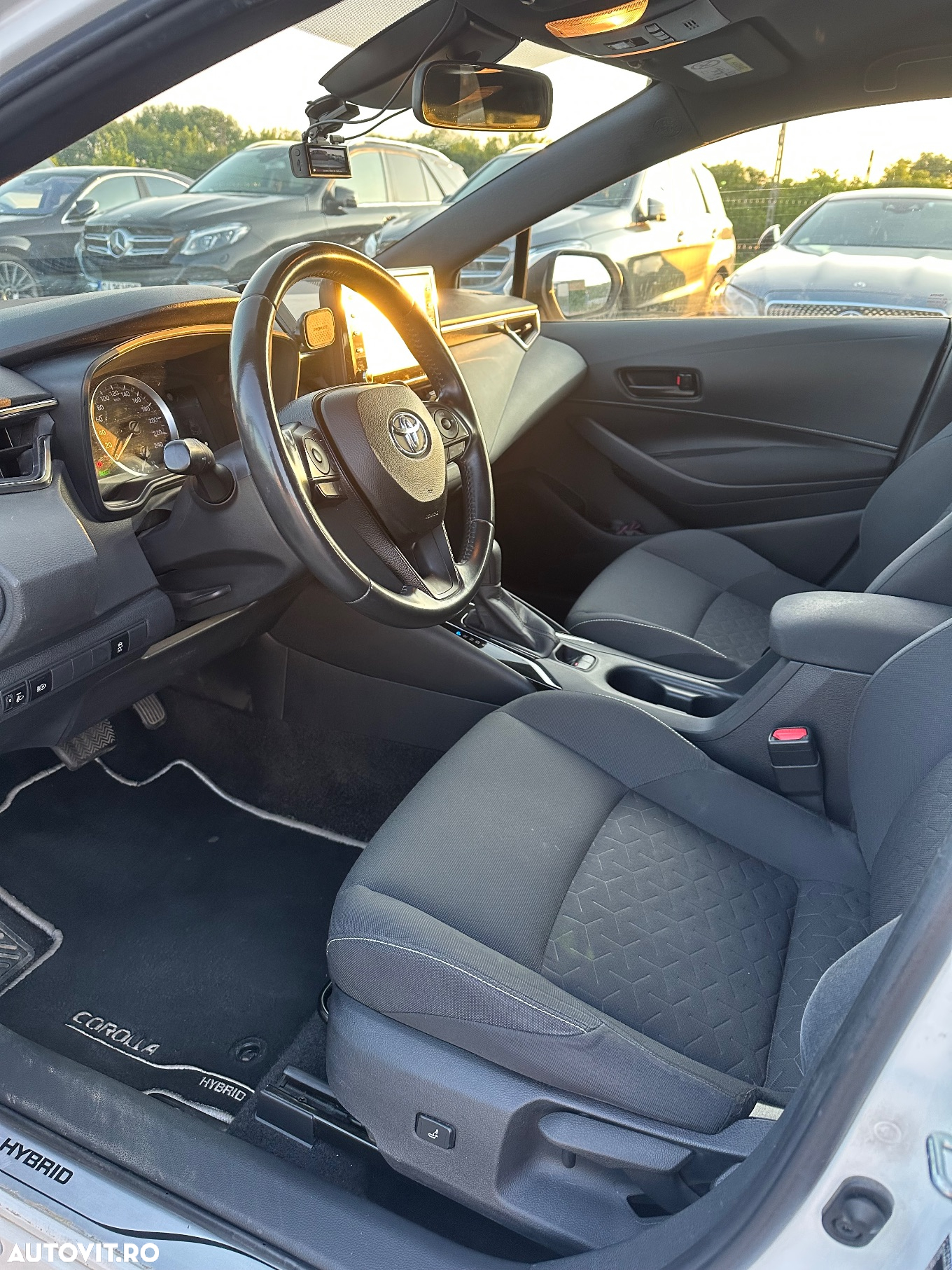 Toyota Corolla - 13
