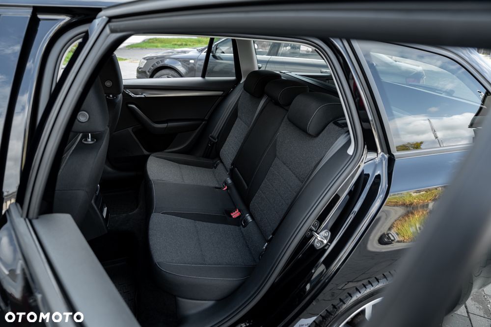 Skoda Octavia 1.5 TSI ACT DSG Soleil - 22