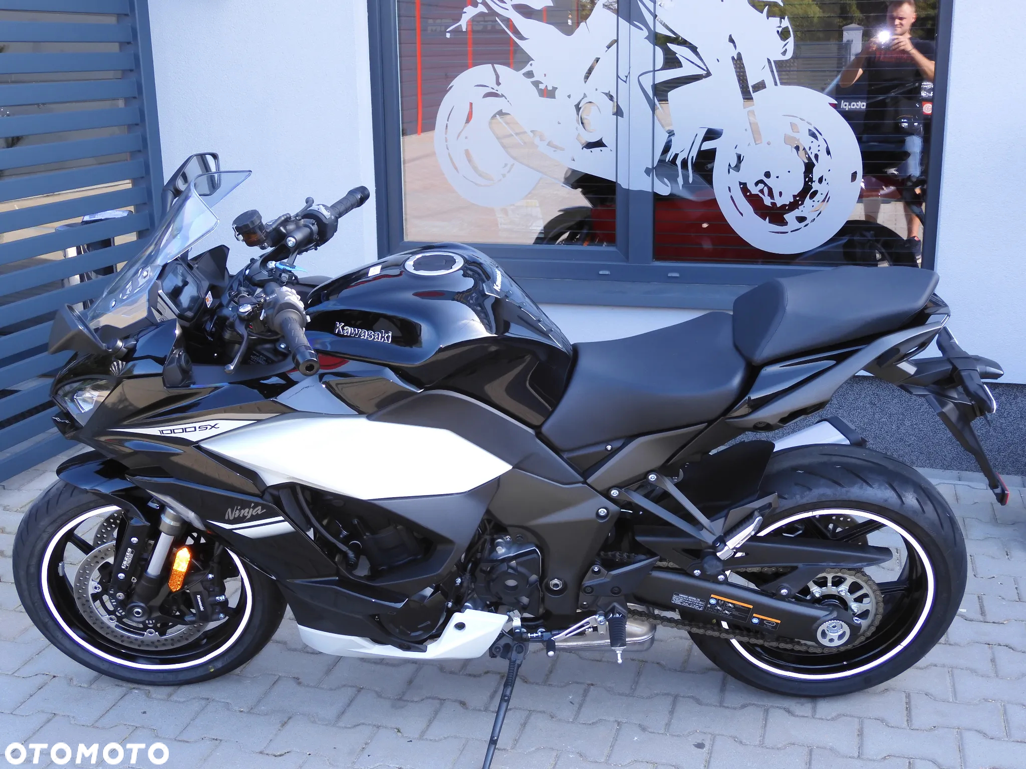 Kawasaki Ninja 1000 SX - 34