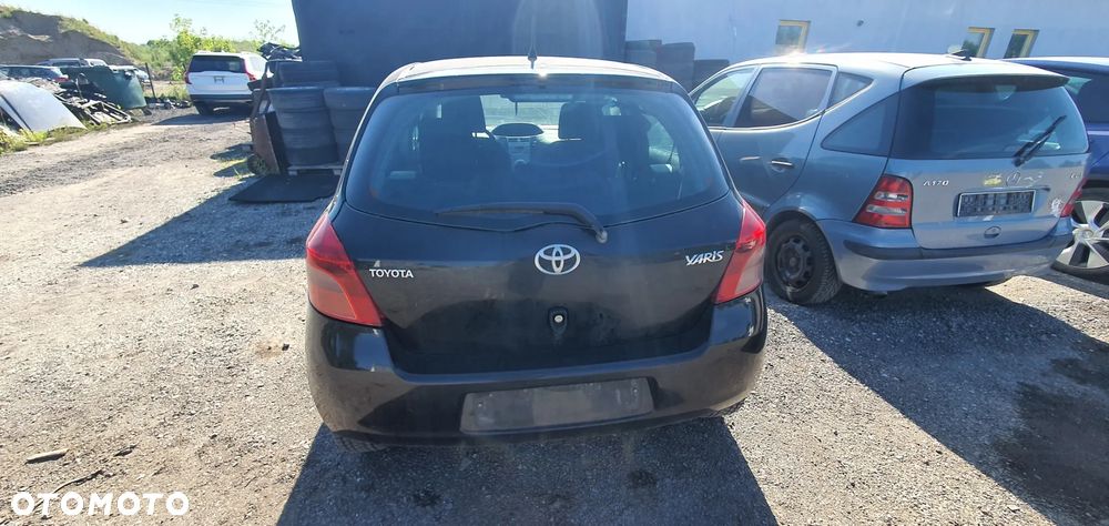 Toyota Yaris II maska drzwi zderzak lampa klapa fotele wszystkie części - 8