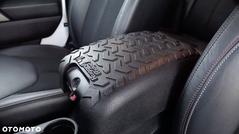 Jeep Wrangler - 13