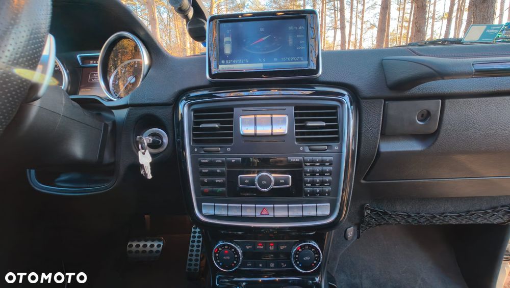 Mercedes-Benz Klasa G 350 BlueTEC 7G-TRONIC - 39