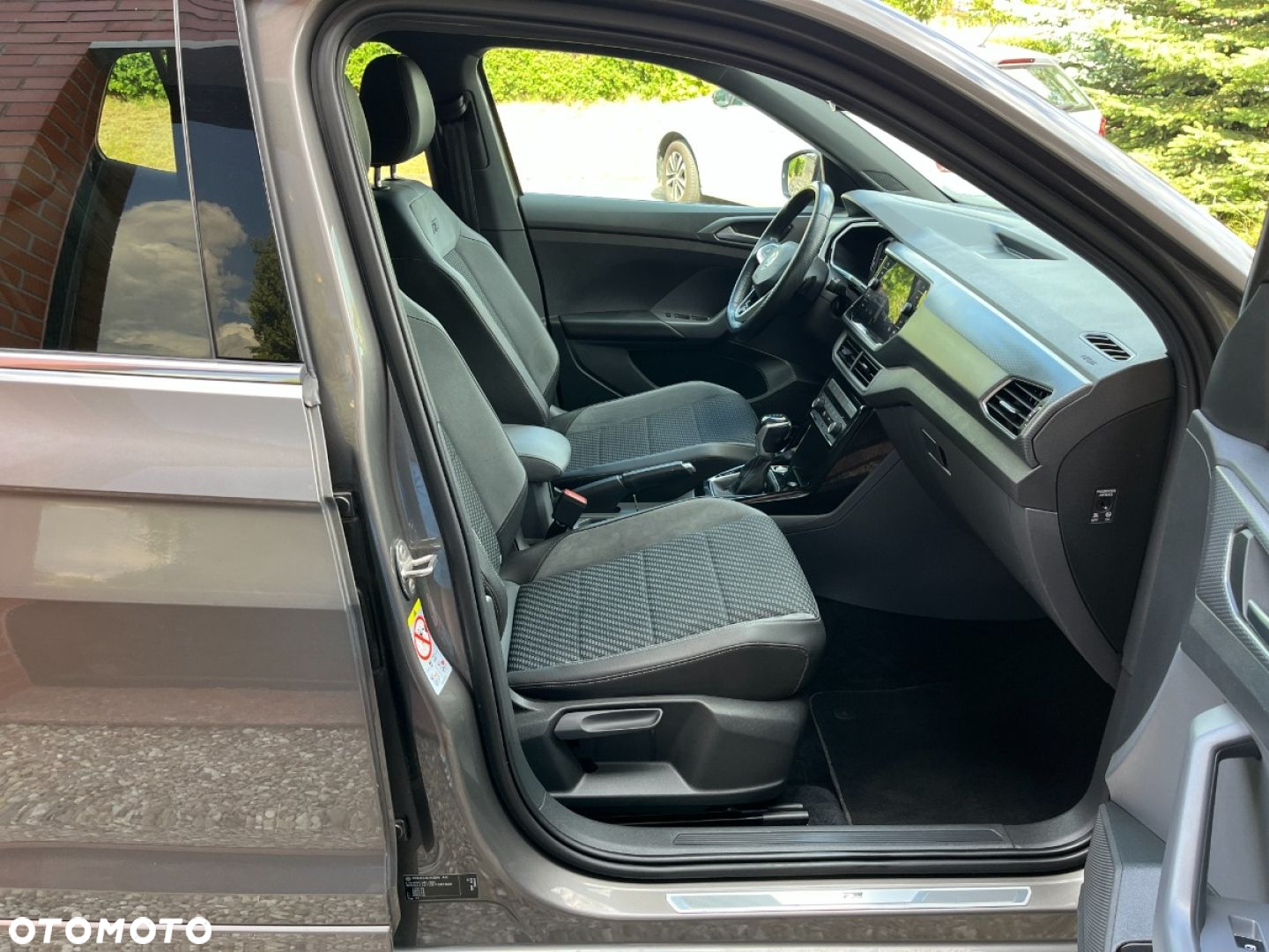 Volkswagen T-Cross 1.0 TSI R-Line DSG - 23