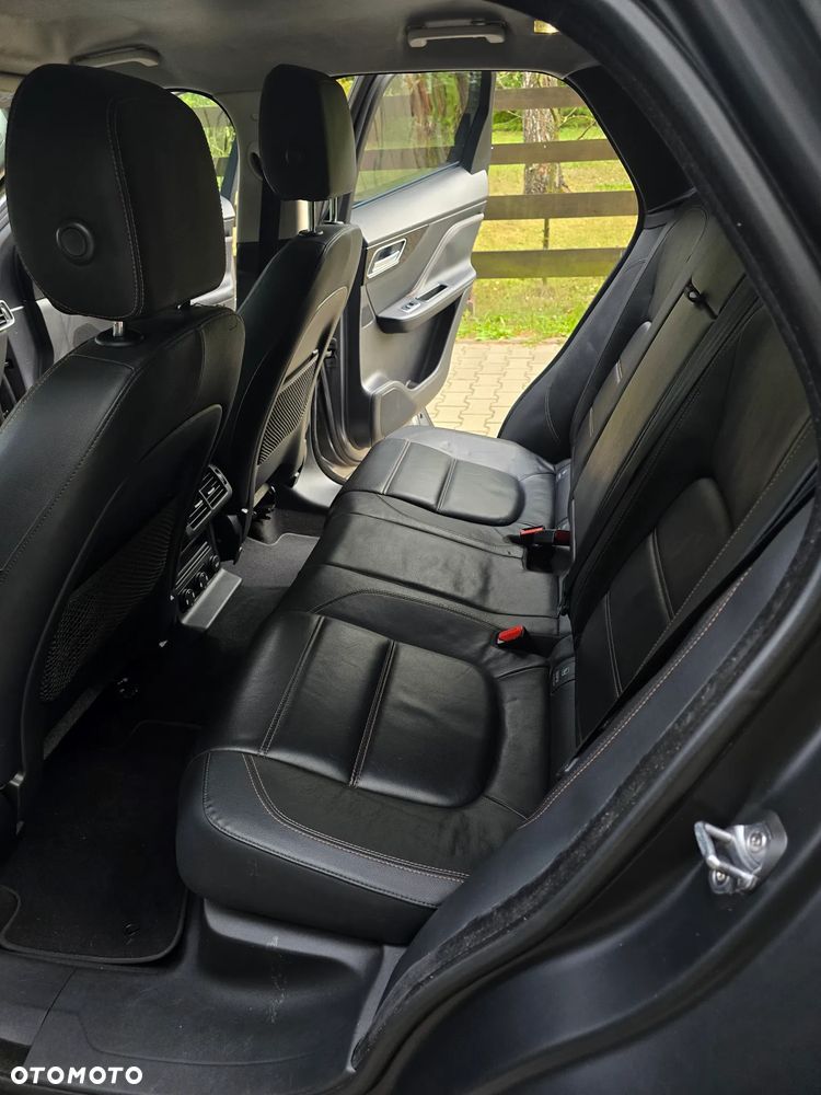 Jaguar F-Pace 20d AWD Prestige - 24