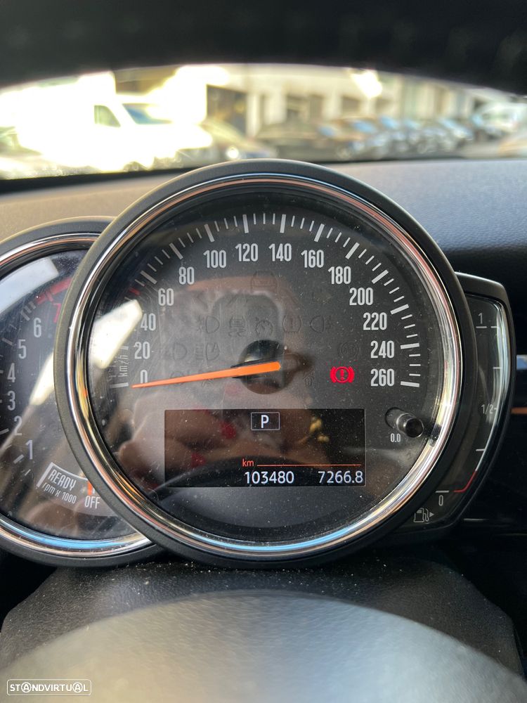 MINI 5 Portas One Aut. - 9