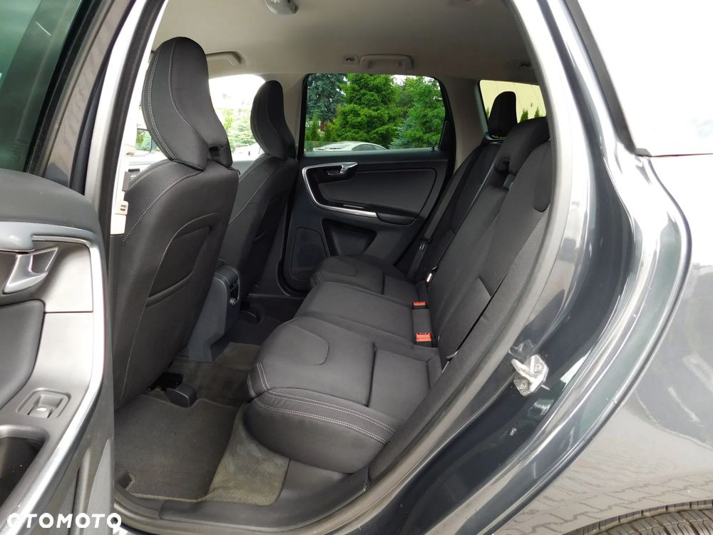 Volvo XC 60 D4 Geartronic Kinetic - 6