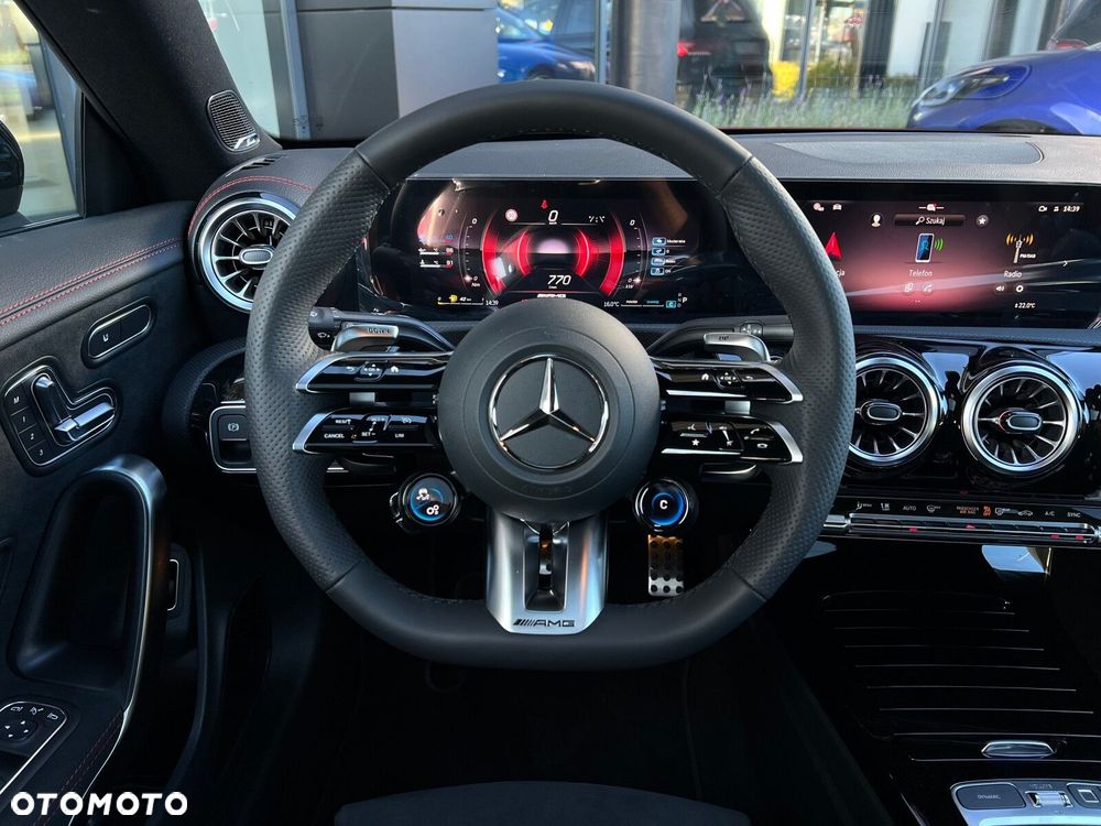 Mercedes-Benz CLA AMG 35 4-Matic 7G-DCT - 12