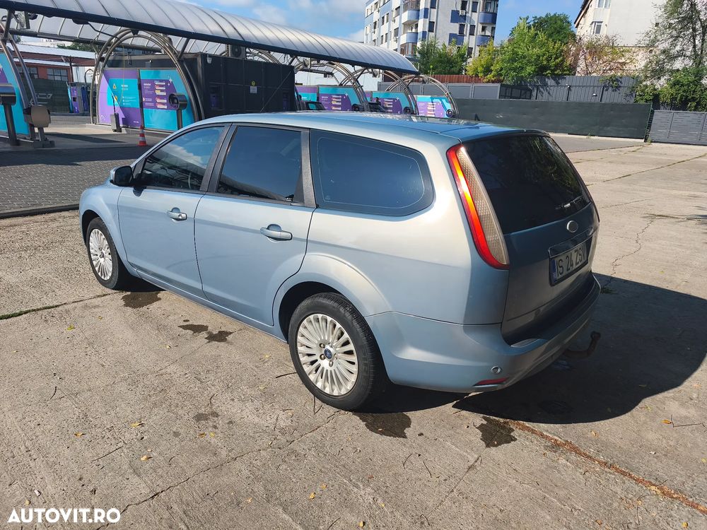 Ford Focus 1.6 TDCI DPF Titanium - 4