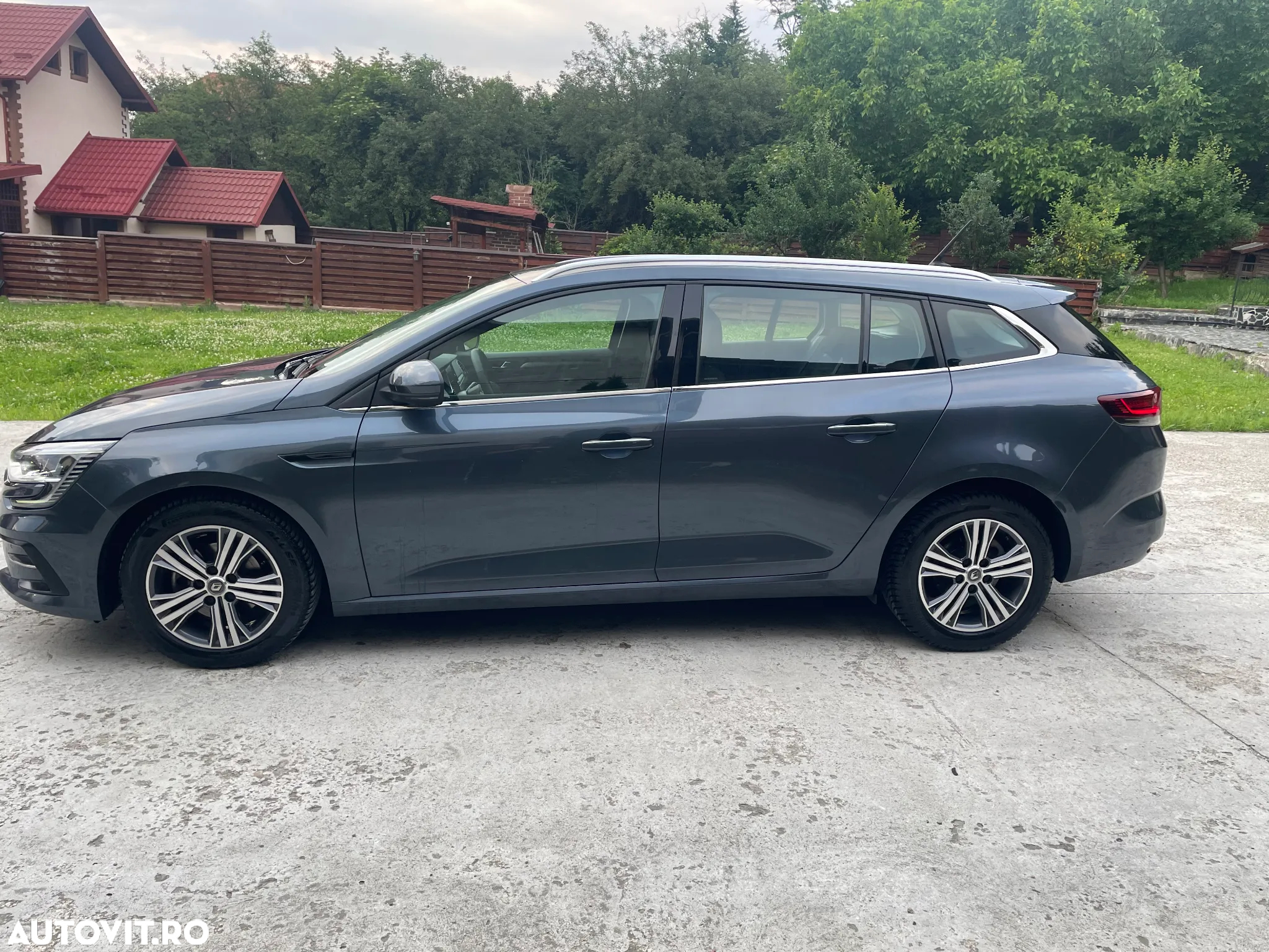 Renault Megane BLUE dCi 115 EDC INTENS - 10