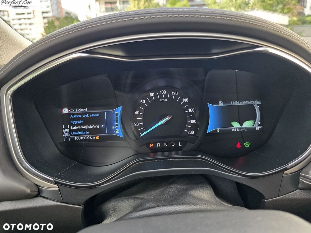 Ford Mondeo SW 2.0 Hybrid Vignale - 26
