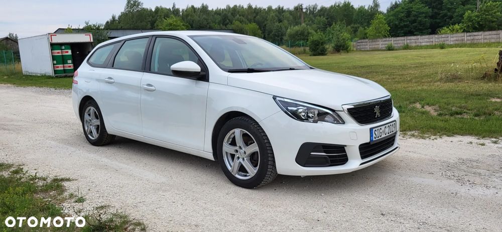 Peugeot 308 - 1