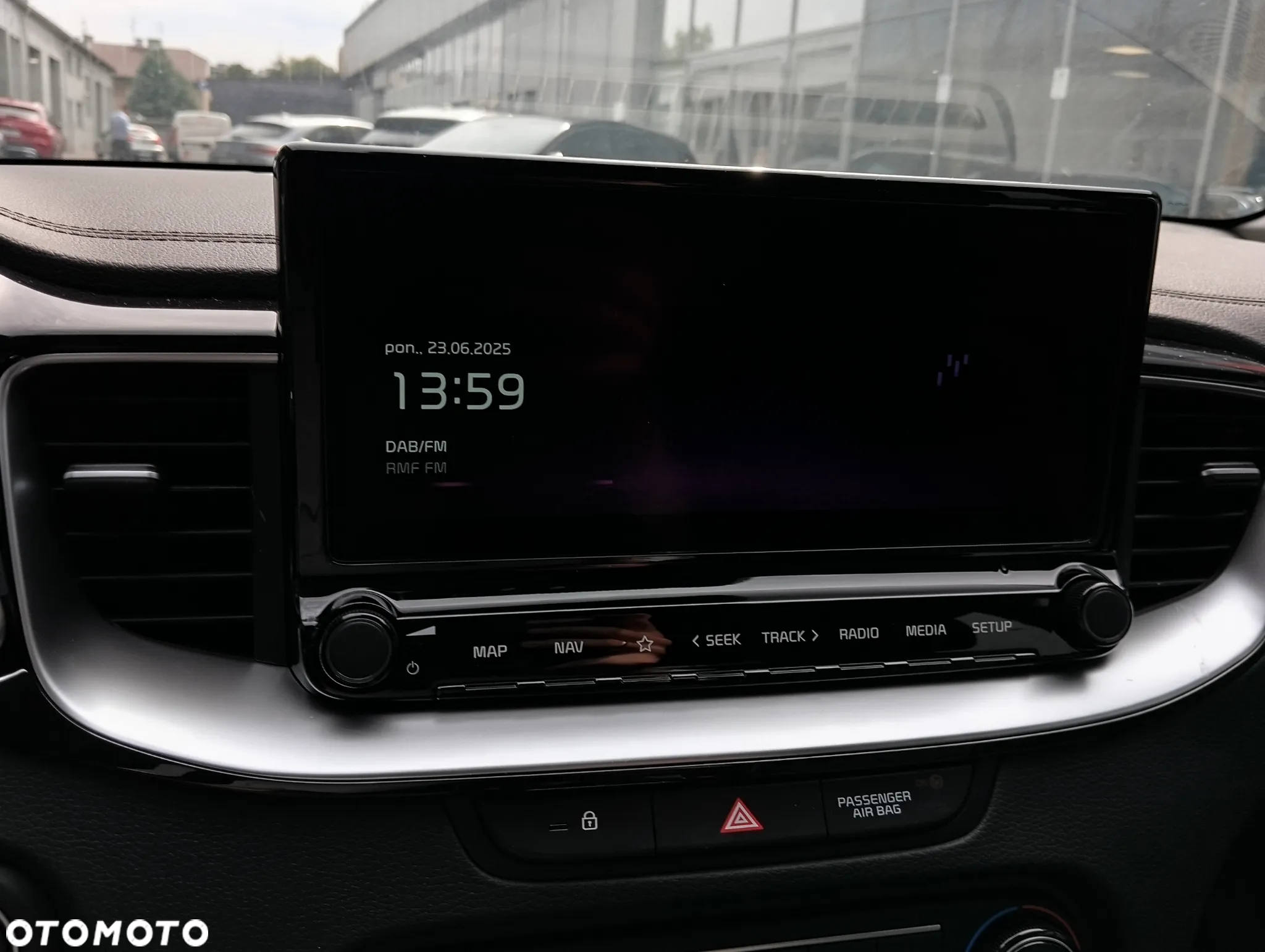 Kia Ceed - 16
