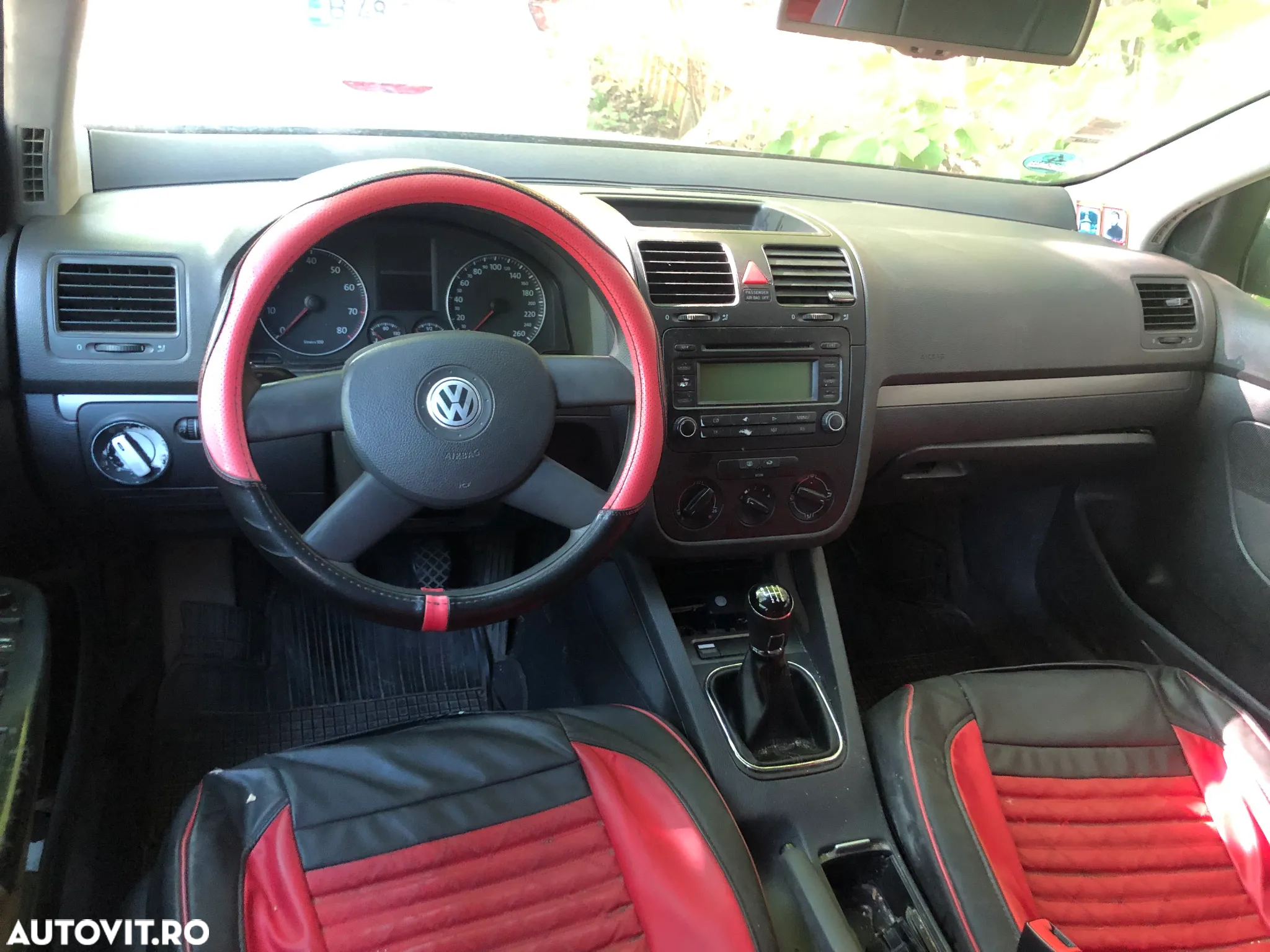 Dezmembrez VW Volkswagen Golf 5 1.6 FSI BAG LA6Q 2006 - 4