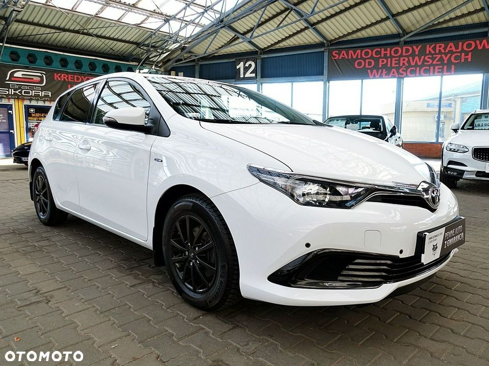 Toyota Auris - 8