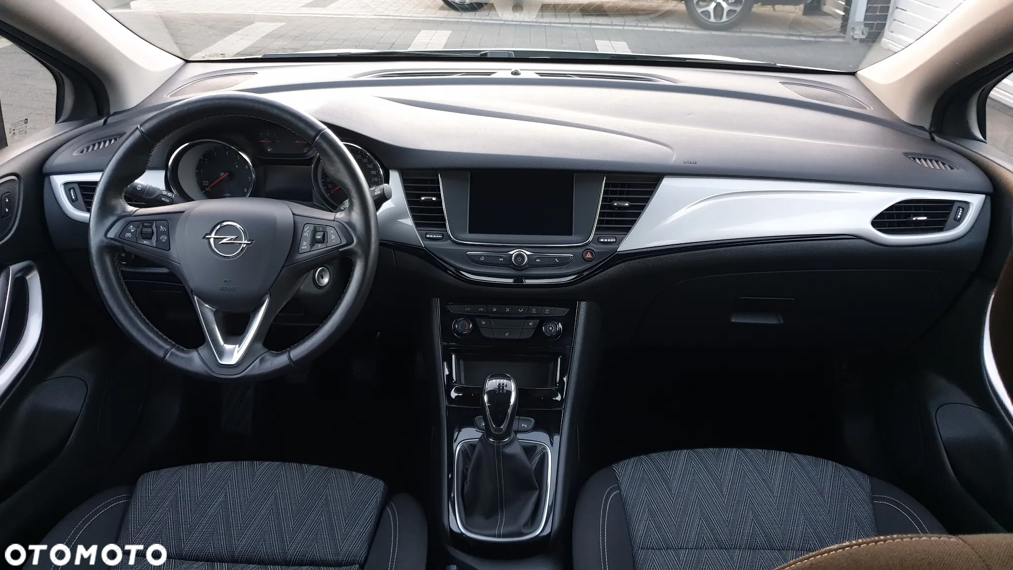 Opel Astra 1.2 Turbo Start/Stop Elegance - 11