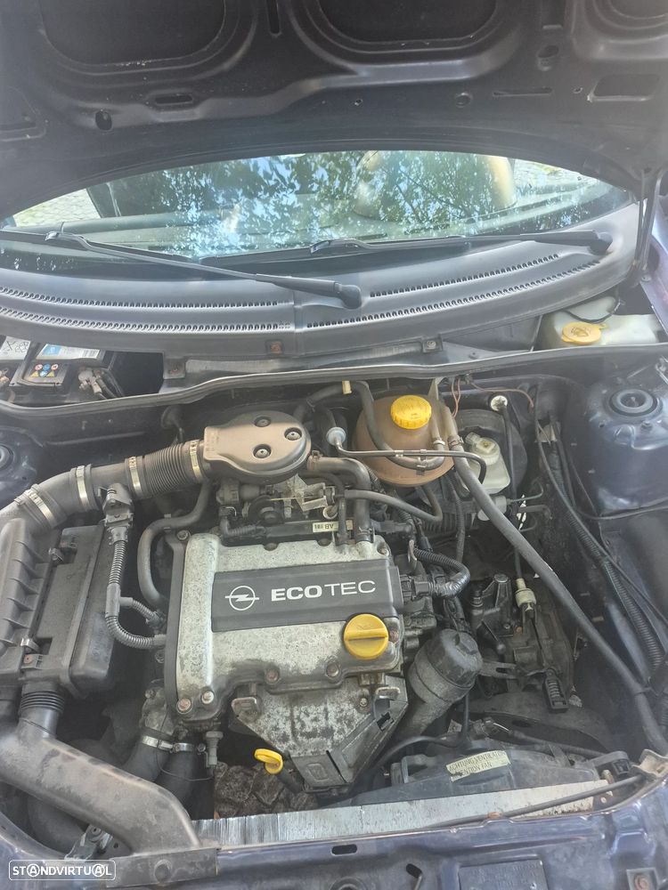 Opel Corsa 1.0 - 7