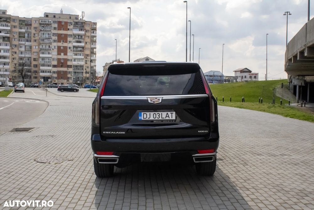 Cadillac Escalade - 6