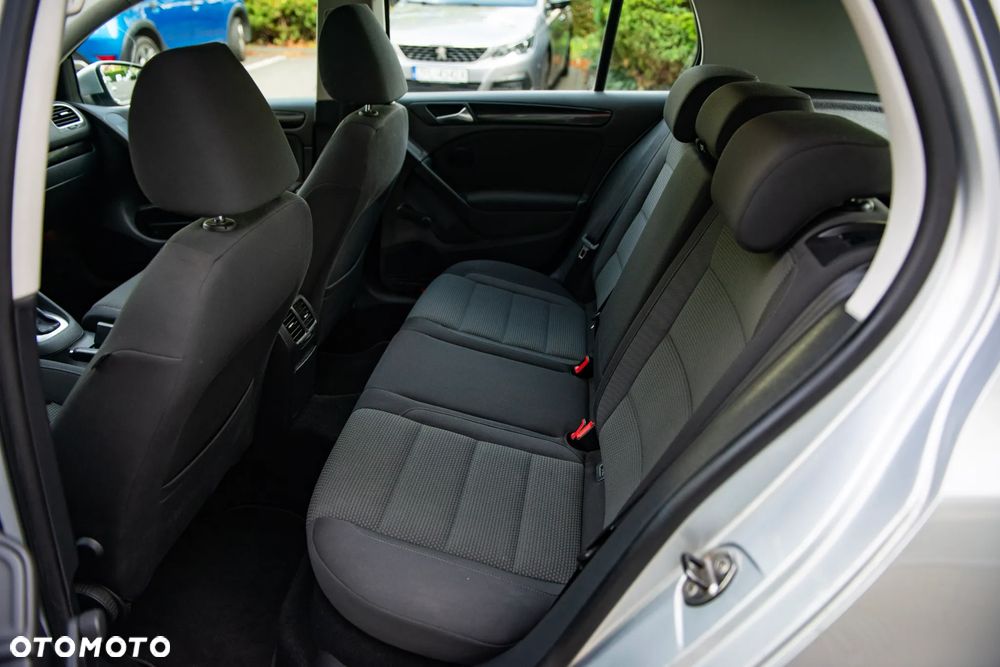 Volkswagen Golf 1.6 TDI BlueMotion Technology DSG Comfortline - 17