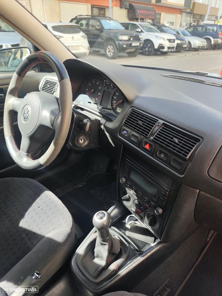 VW Golf 1.4i 25 Anos - 14