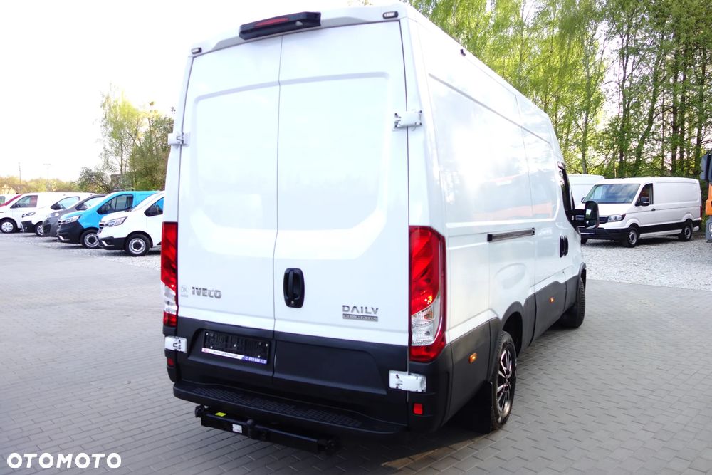 Iveco Daily Automat  35-160 L3H2 full Led Klima Webasto Kamera - 3