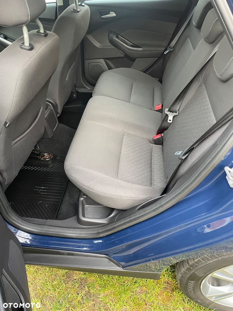 Ford Focus 1.6 Edition - 13