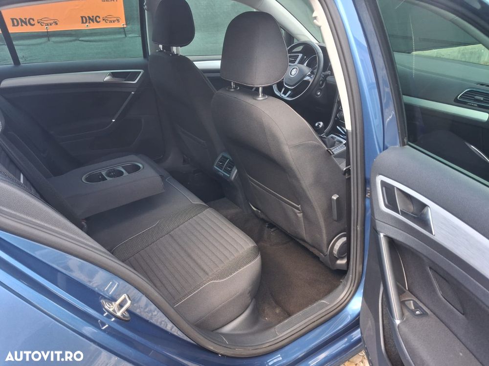 Volkswagen Golf 1.2 TSI BlueMotion Technology Cup - 10