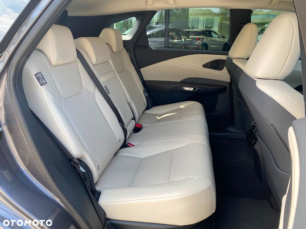 Lexus RX 350h F Sport Design - 22