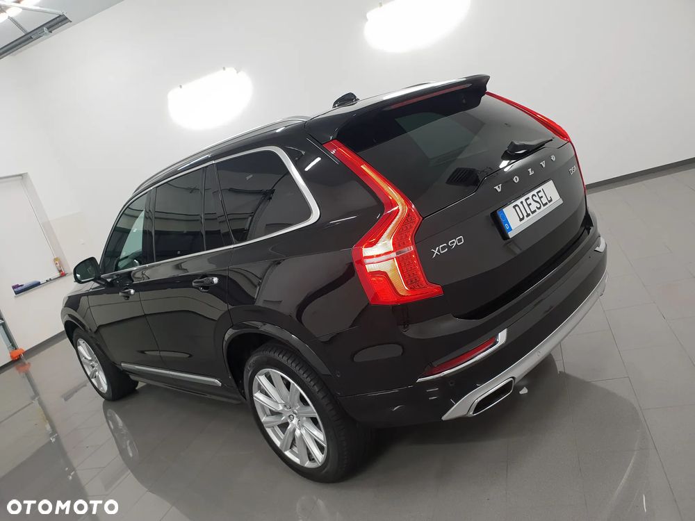 Volvo XC 90 D5 AWD Geartronic Inscription - 4