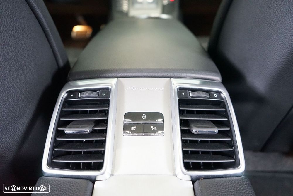 Porsche Panamera S Hybrid - 44