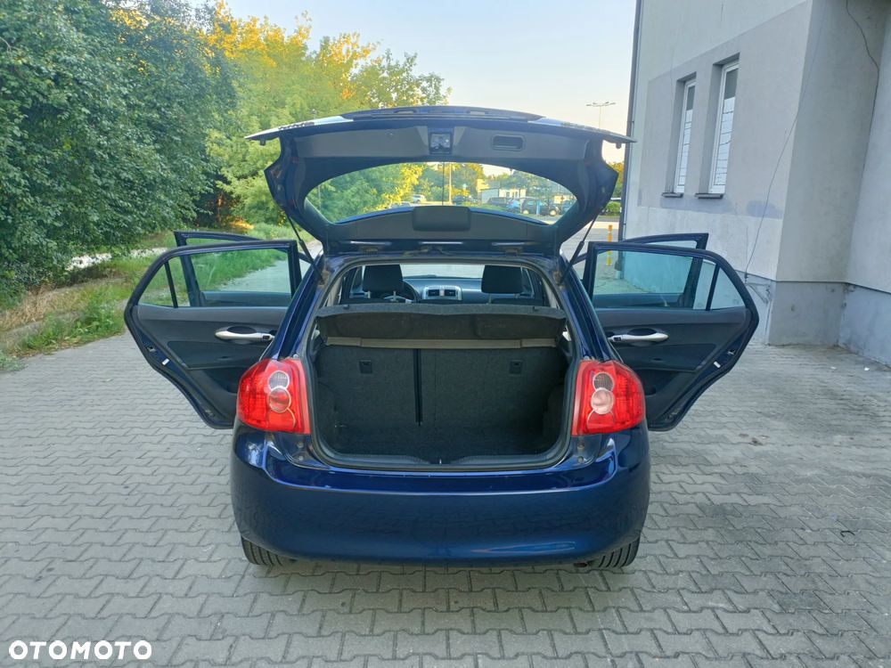 Toyota Auris 1.4 VVT-i - 21