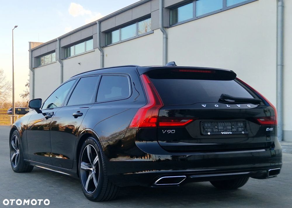 Volvo V90 D4 Geartronic R Design - 18