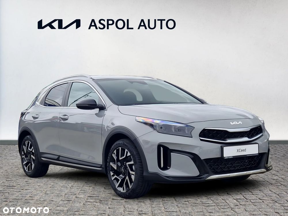 Kia XCeed - 8