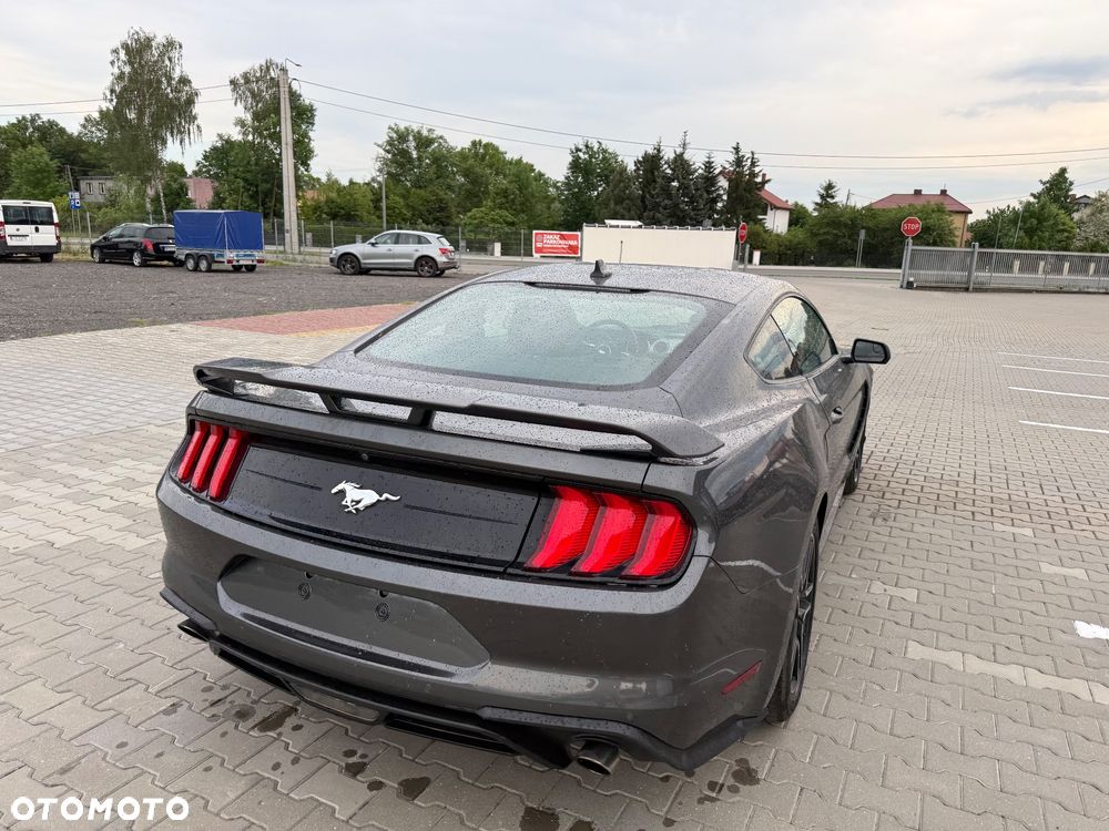 Ford Mustang 2.3 Eco Boost - 13