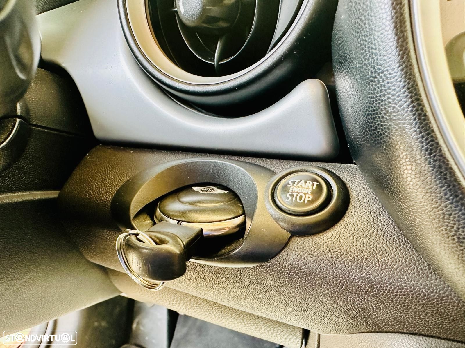 MINI 3 Portas Cooper D - 20