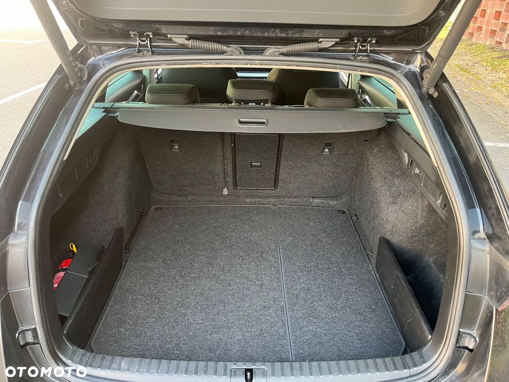 Skoda Octavia 2.0 TDI 4x4 Style DSG - 17