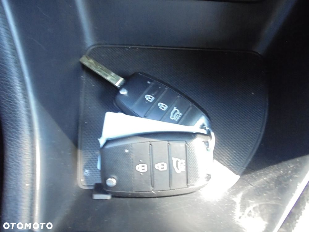 Kia Sportage 1.6 GDI 2WD DREAM-TEAM EDITION - 31