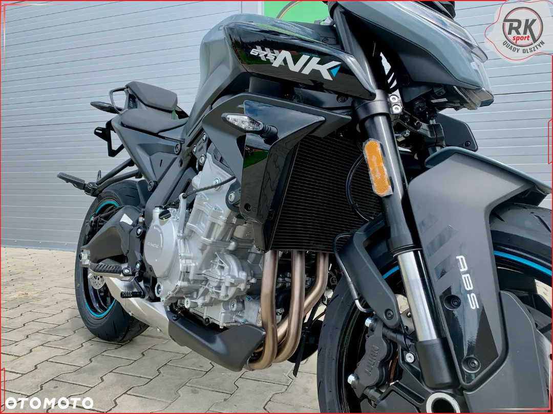 CFMoto 675NK - 4