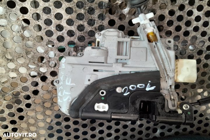 BROASCA USA STANGA FATA 3C1837015A MX1253 Volkswagen VW Passat B6 [20 - 2