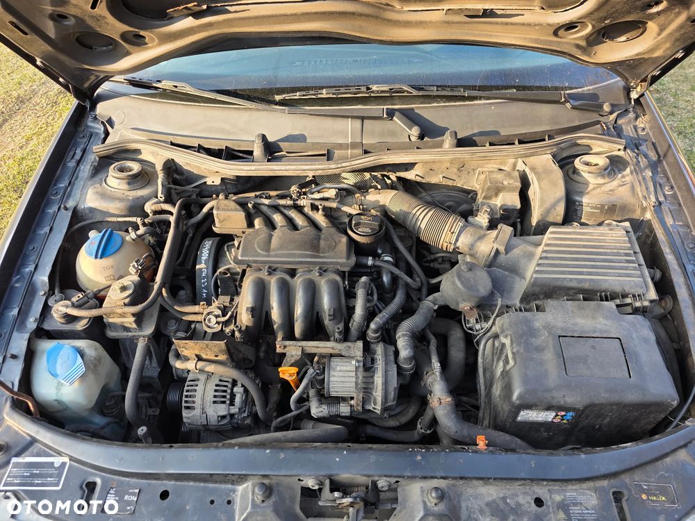 Skoda Octavia 1.6 Tour - 12