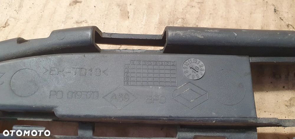 Kratka zderzaka środkowa przód Renault Clio III 019370 - 5